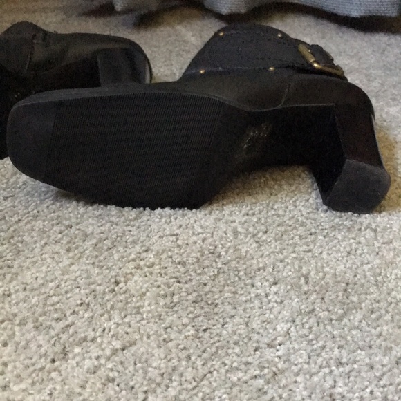 Ankle Boots - Picture 6 of 8